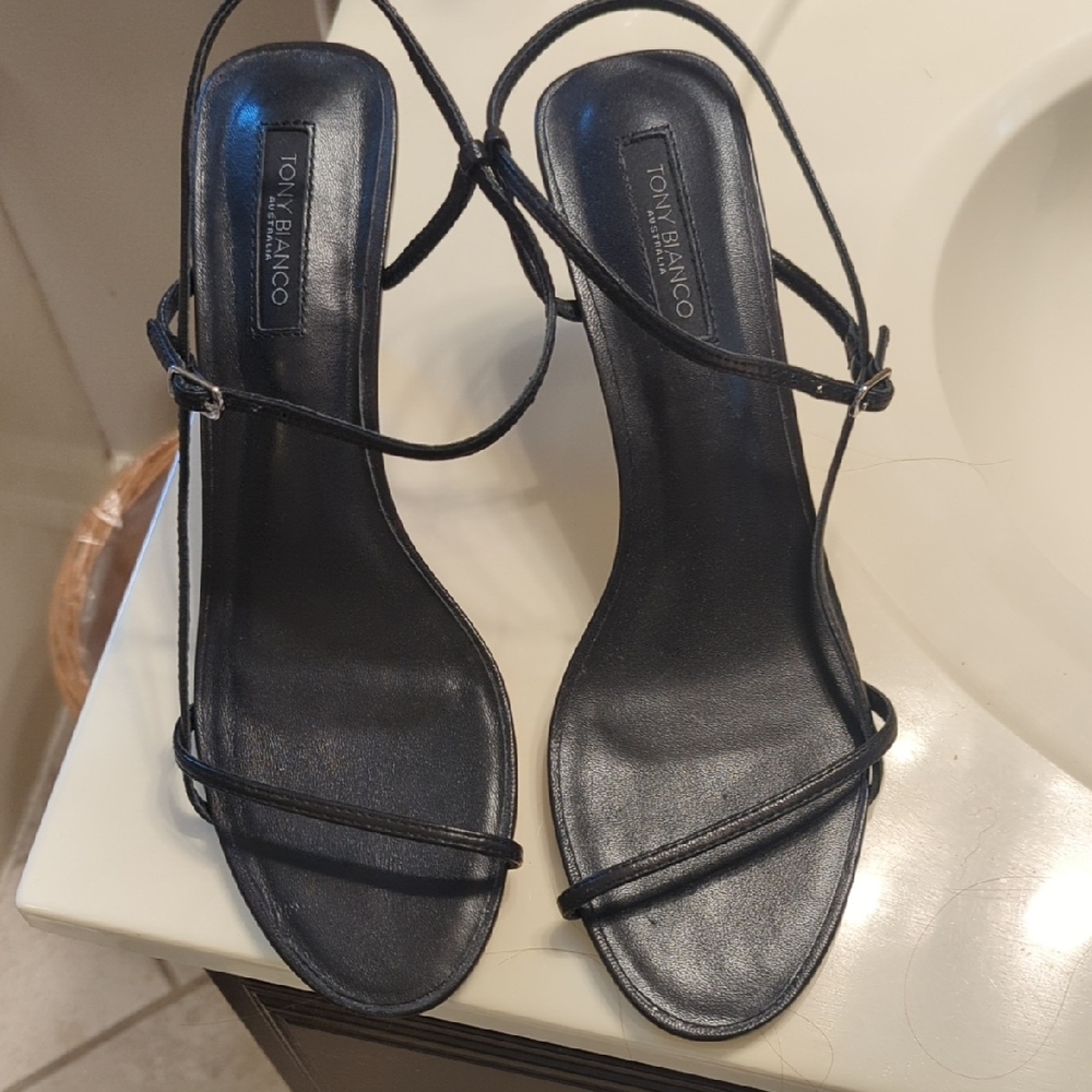 NWOT Tony Bianco Midnight Strappy Heels